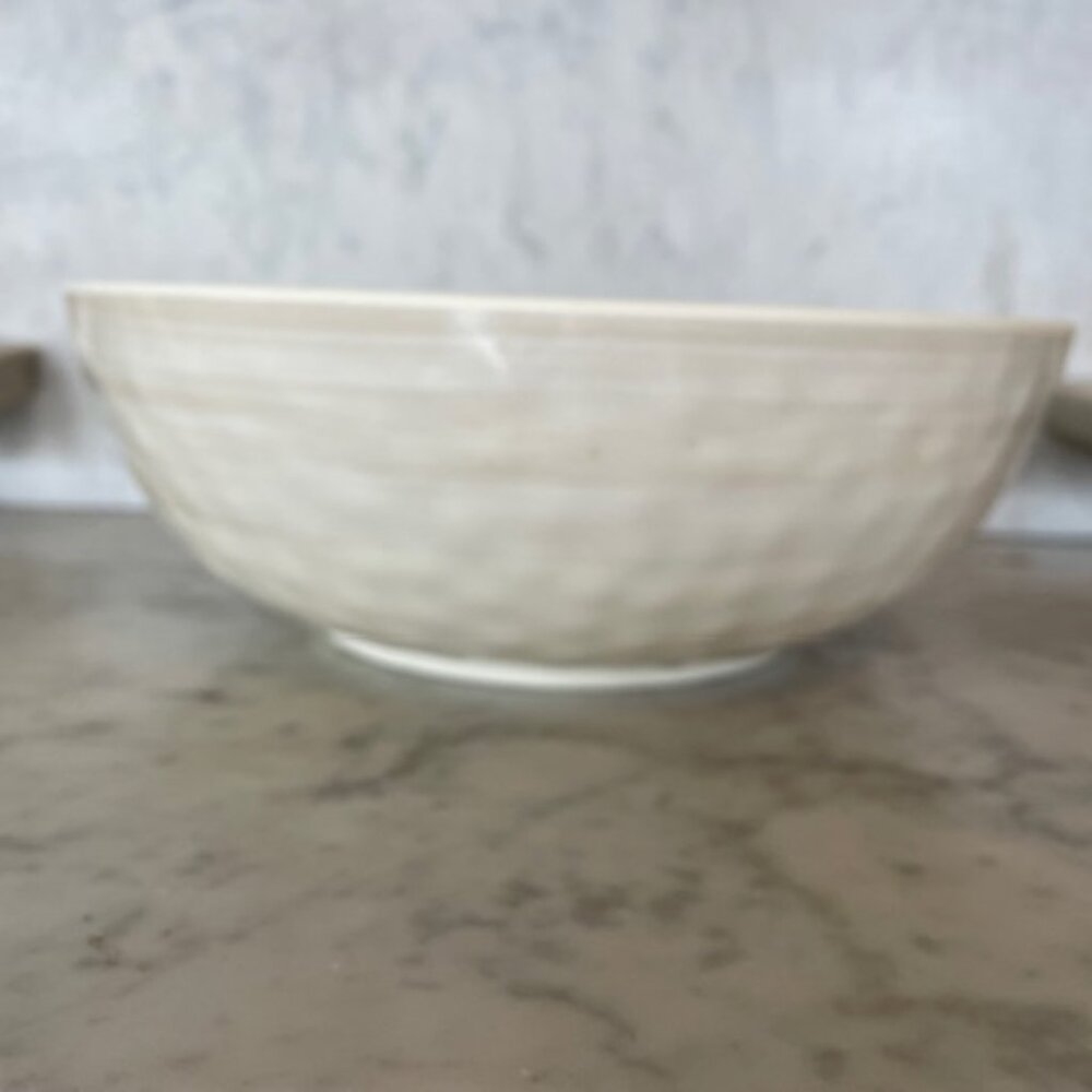 TOMMY BAHAMA Cream Swirl Melamine Serving Bowl 11" - Picture 6 of 16